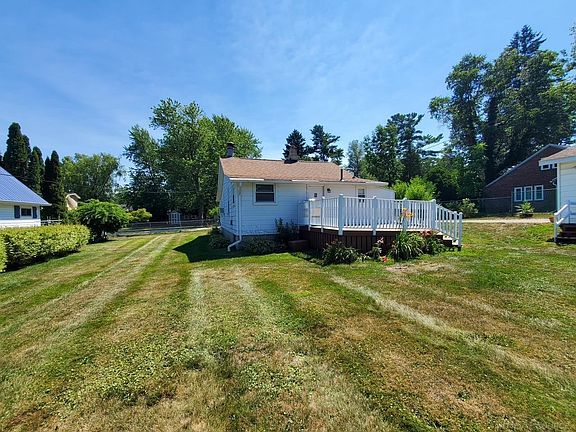 4th image of 7391 Juniper Rd