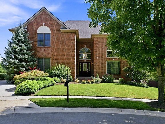 3rd image of 1300 Mumford Ln