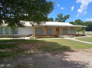 8002 Hills Pkwy, Montgomery, TX 77316