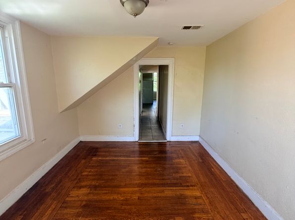 111 Bristol St #3L