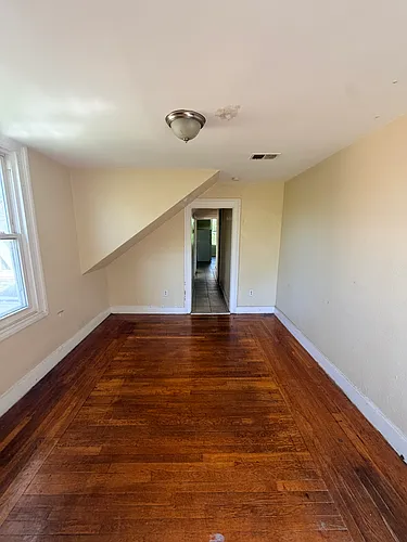 111 Bristol St #3L Photo 1