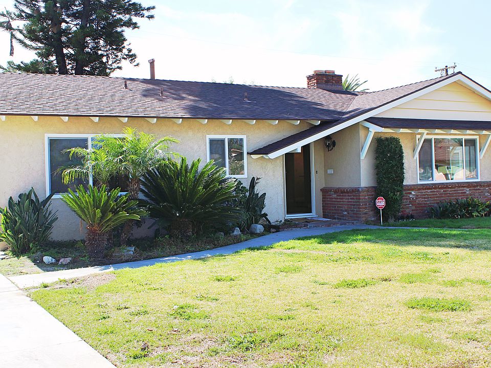 1st image of 1704 W Alisal St