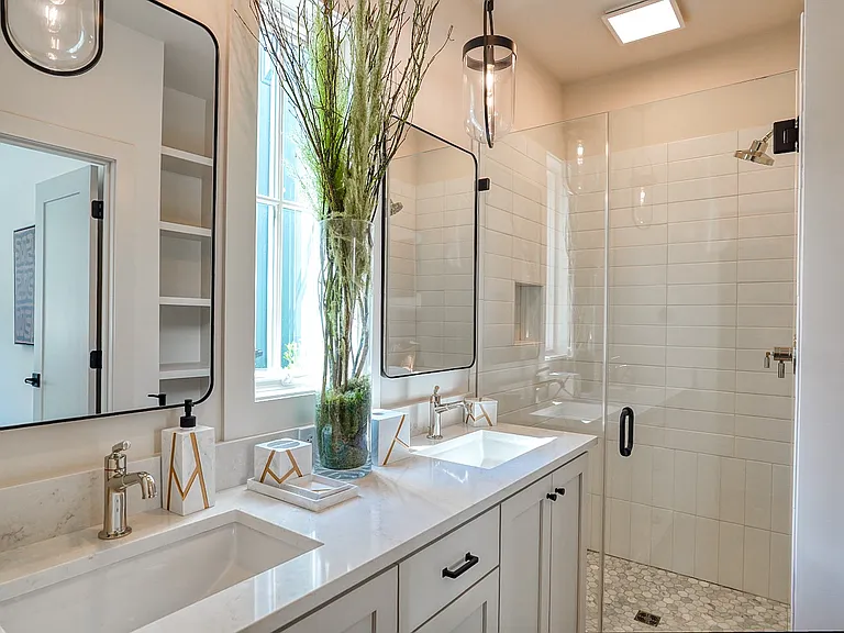 110 Channing Ln — Photo 18