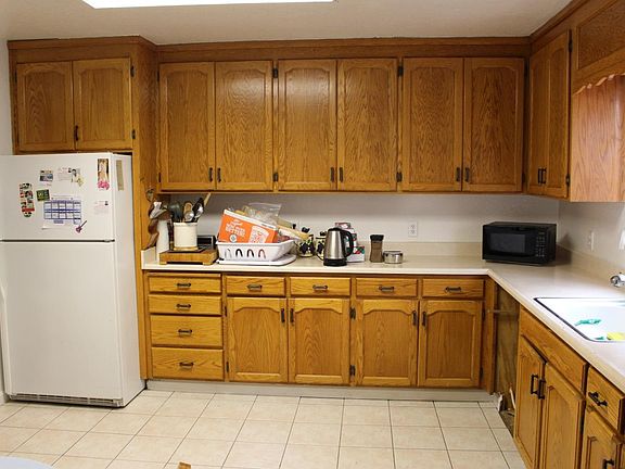 4th image of 273 N Cragmont Ave
