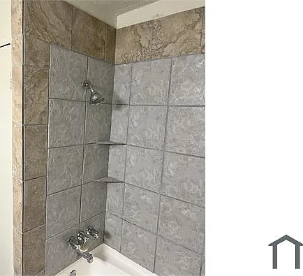 3380 Dickinson St #D — Photo 7