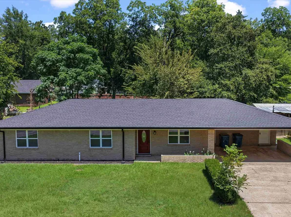 105 S Church Ave, Mount Pleasant, TX 75455
