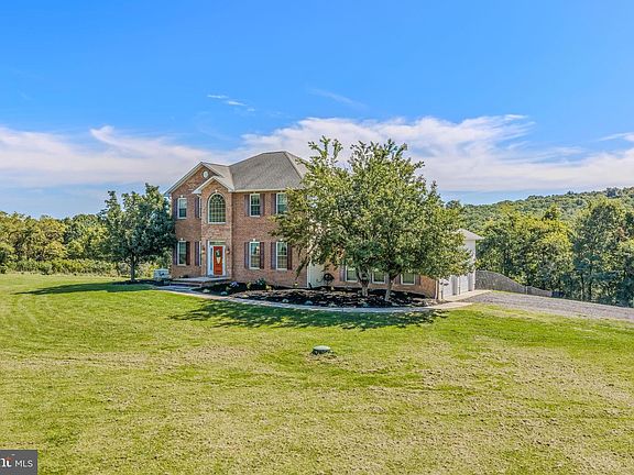 2nd image of 374 Farm View Ln