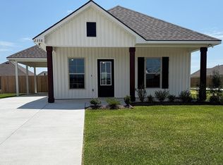 2358 Strickland Ct, Lake Charles, LA 70607