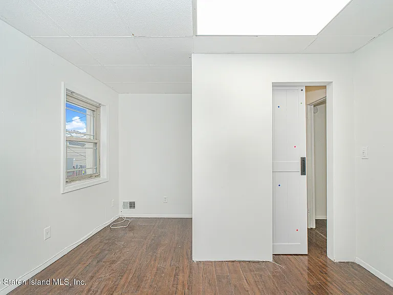1255 Bay St #1 — Photo 34