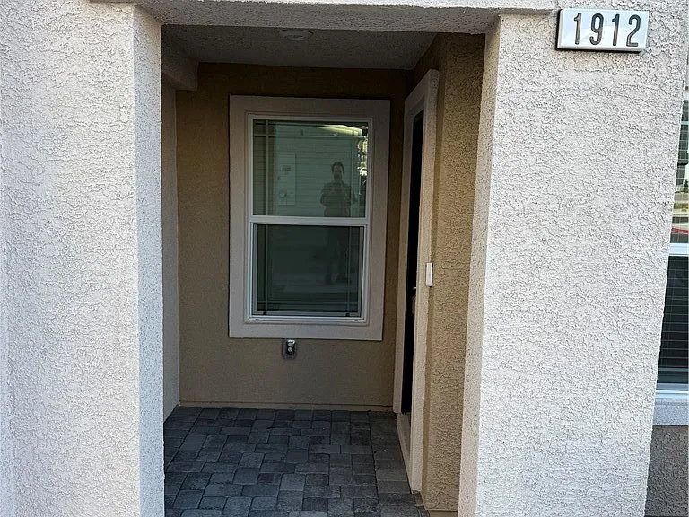 1912 Alouette Vista St — Photo 5