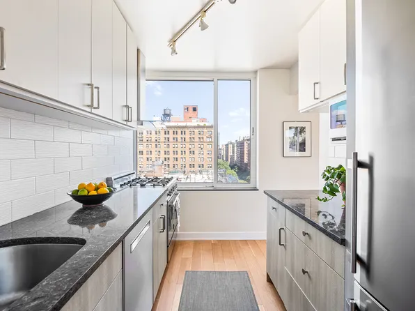 2373 Broadway image 1 of 7