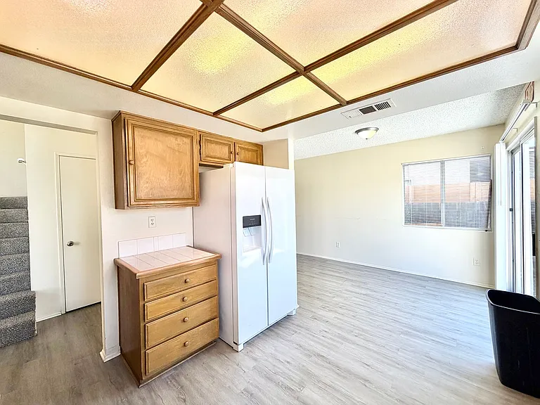 541 Ocean Ave — Photo 9