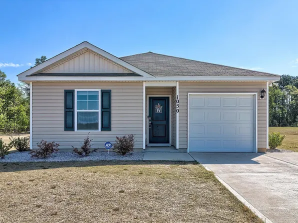 1050 McKittrick Dr, Lugoff, SC 29078