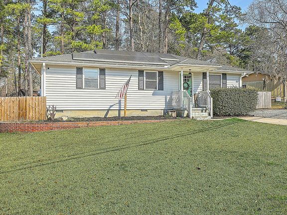 2nd image of 501 E Richardson Ave