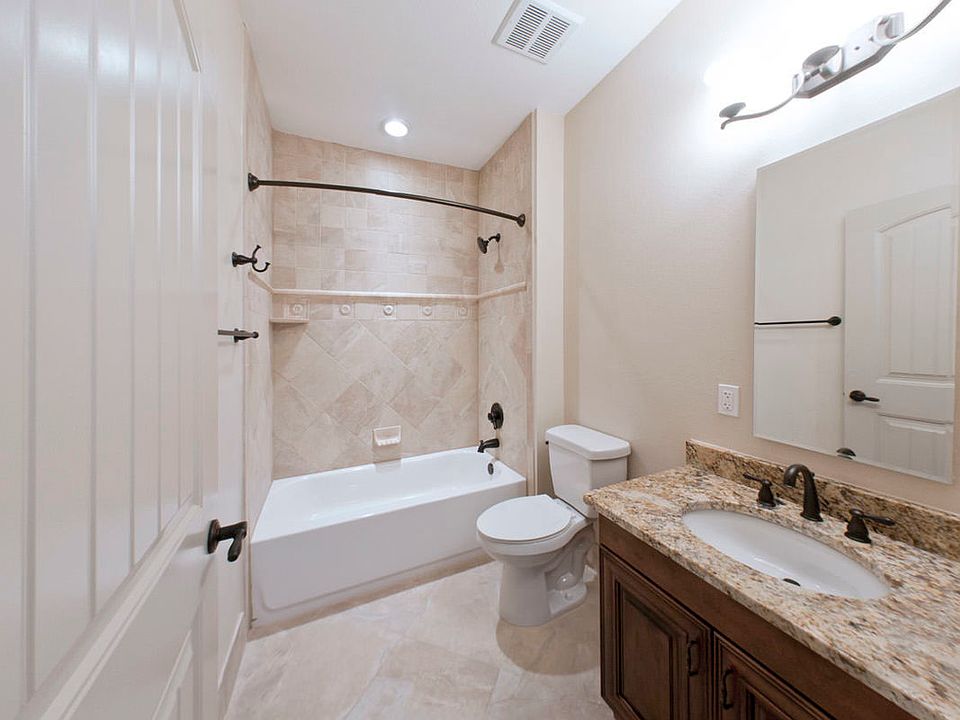 2nd image of 376 Broadway #7R