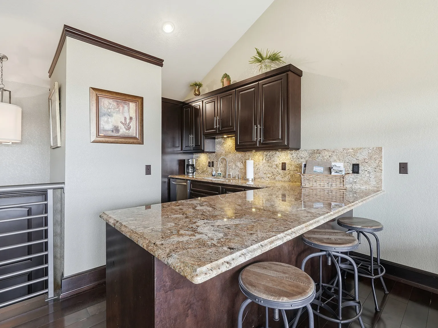 2 bed, 2.5 bath, 1545 sqft, $2,900 — Photo 3
