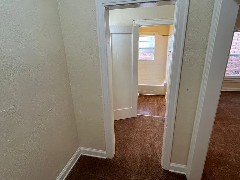 307 Witmer St — Photo 5