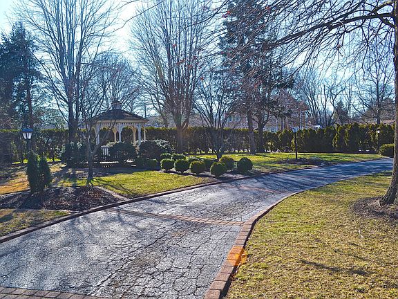 3rd image of 1115 Sea Girt Ave