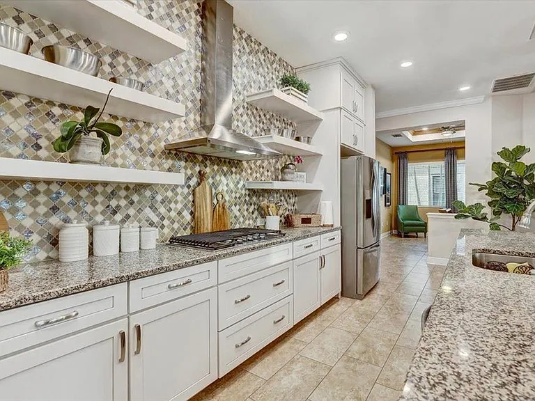 7209 Meeting House Ln — Photo 4