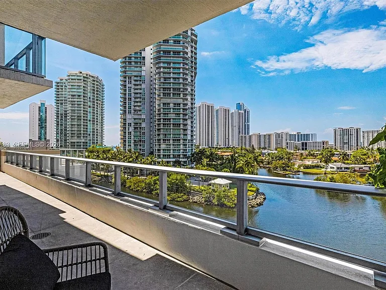 330 Sunny Isles Blvd #5-506 — Photo 29