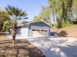 5100 Victoria Hill Dr, Riverside, CA 92506