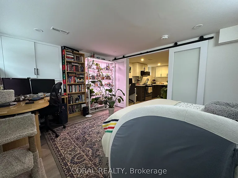 54 Osborne Ave #LOWER — Photo 11