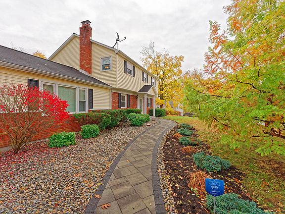 2nd image of 2 Northeast Ln