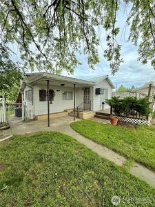 318 Birch St S, Omak, WA, 98841