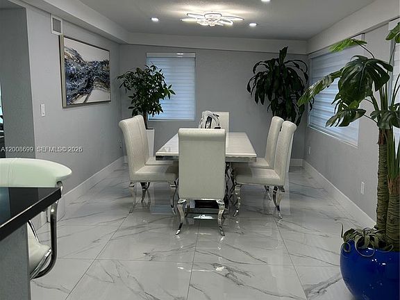 3rd image of 367 W 33rd St