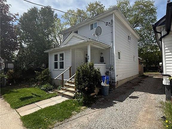 2nd image of 29 Rodman St