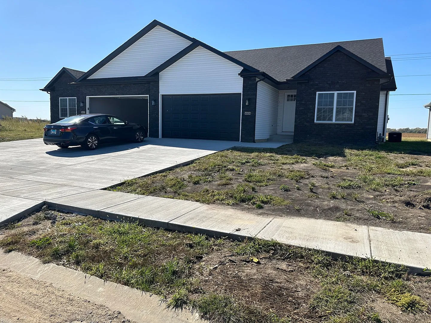 Castle Pines Duplex — Photo 4