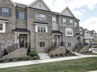 612 Henry Dr, Marietta, GA 30064