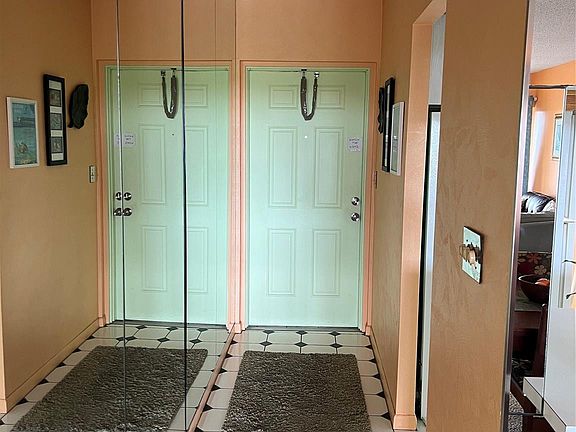 4th image of 1319 E Hillsboro Boulevard #515