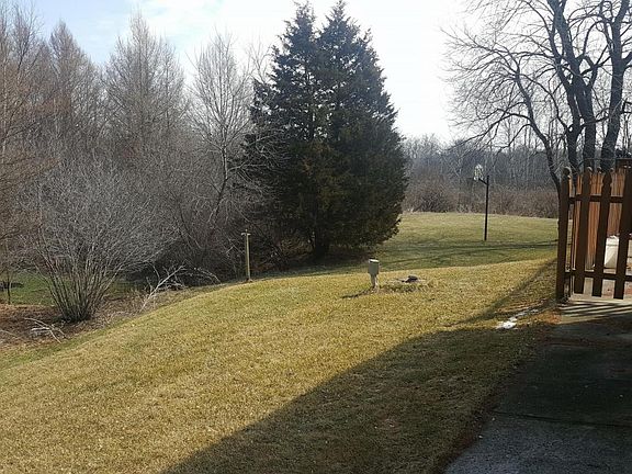3rd image of 2154 Sandy Knoll Ct