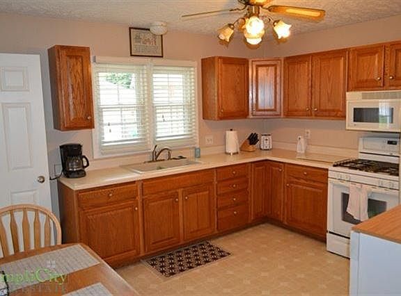 5th image of 5441 Hills Dale Dr
