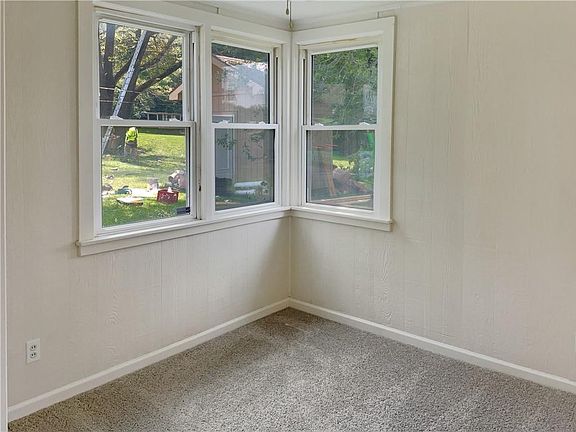 5th image of 3301 Hagemann St