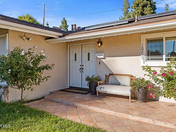4th image of 10215 Casaba Ave