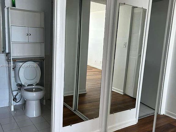 5th image of 2025 NE 164th St APT 918