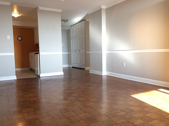 3rd image of 604 S Washington Sq #12