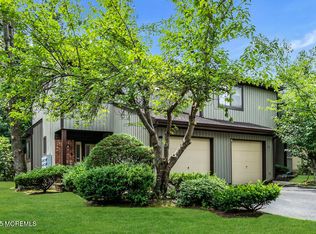 35 Laurie Ct #210, Matawan, NJ 07747