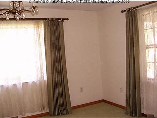 2nd image of 1011 Valley View Dr
