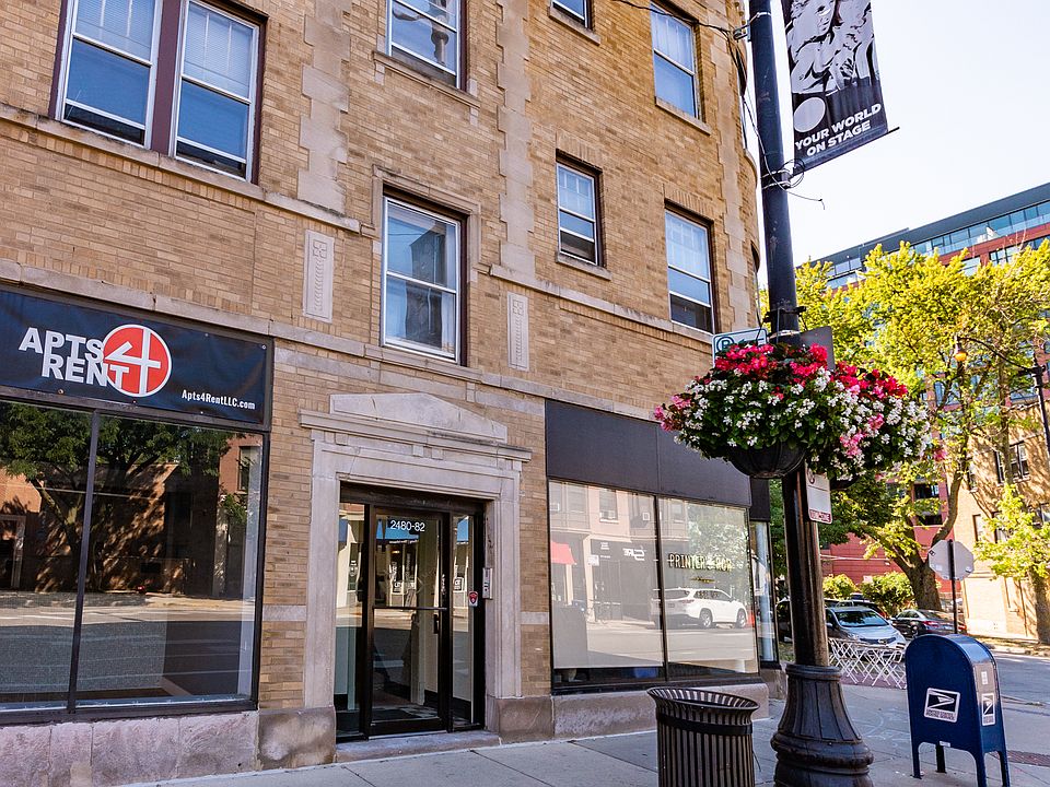 1st image of 2482 N Lincoln Ave #3