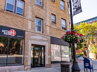 2482 N Lincoln Ave #3, Chicago, IL 60614