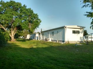 313 8th St, Nokomis, FL 34275