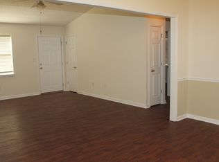 235 Buckingham Ct, Athens, GA 30607