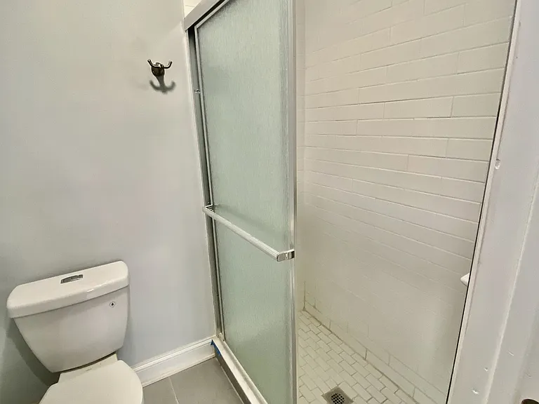 1247 Snyder Ave #2 — Photo 15