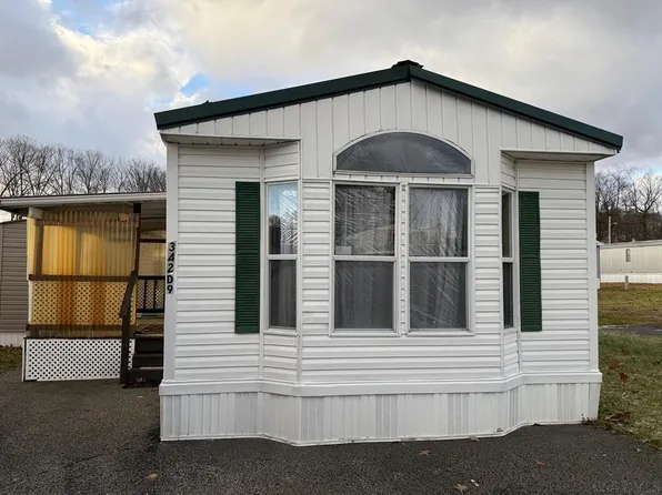 342 Stonehedge Ct, Johnstown, PA 15904