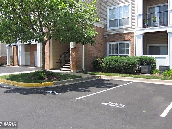 2nd image of 19625 Galway Bay Cir APT 402