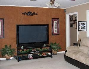 2nd image of 941 Wilton Pl