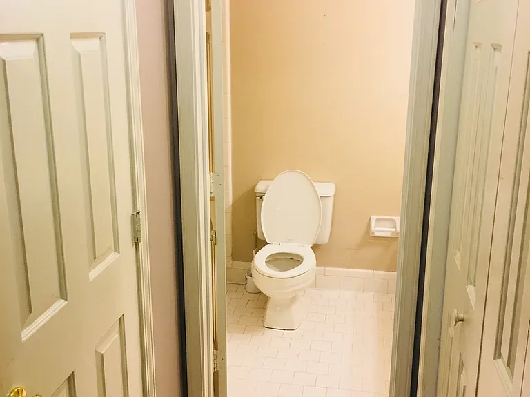 213 Hillsboro Pl — Photo 12